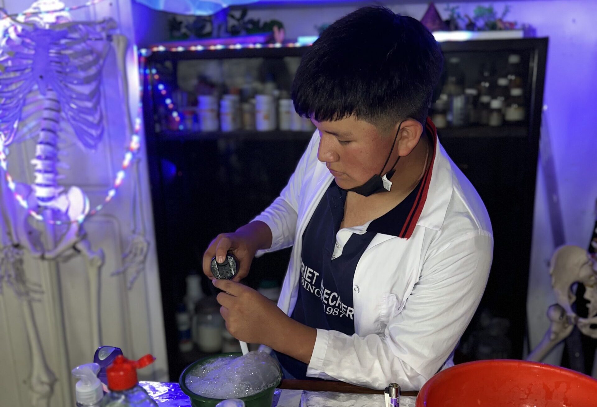 ¡La creatividad y el talento de nuestros estudiantes brillaron como nunca! En este espacio lleno de innovación y aprendizaje, se presentaron los mejores proyectos realizados durante todo el año lectivo. 📚✨ Cada exposición reflejó esfuerzo, curiosidad y trabajo en equipo, demostrando el compromiso de nuestra comunidad con la excelencia educativa. 💙 ¡Descubre en esta galería cómo en Harriet Beecher Stowe aprendemos creando y soñando juntos!